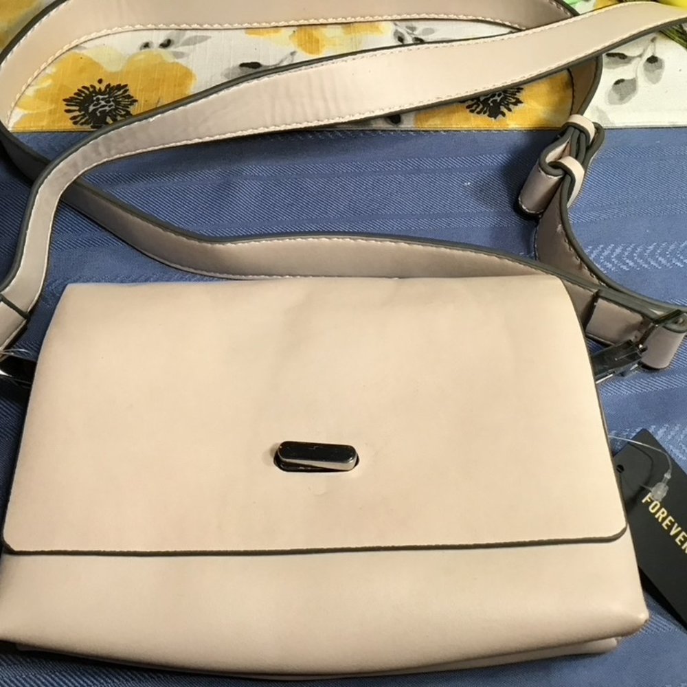 NWT Pink Forever 21 Cross Body Purse